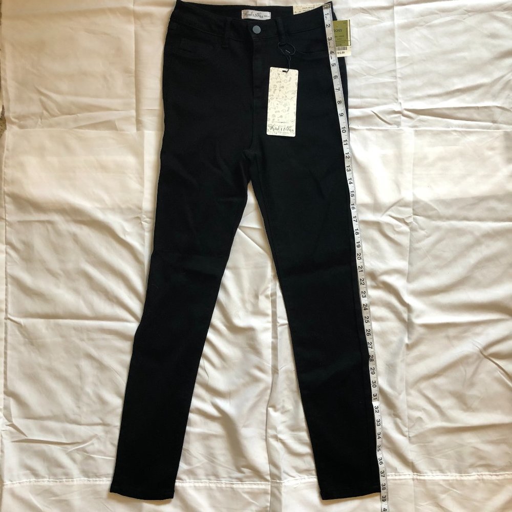 Black high waisted jeans